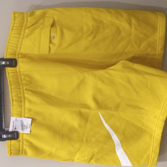 Nike Shorts XXL - Picture 2 of 4
